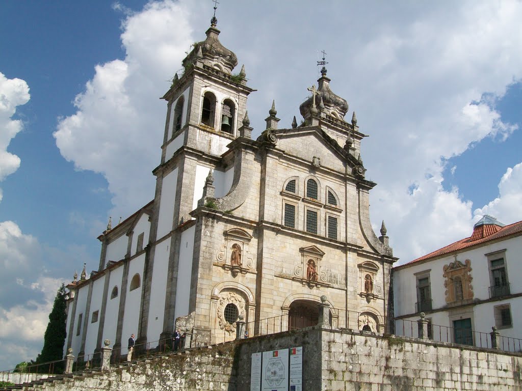Mosteiro de São Martinho Tribães, Braga